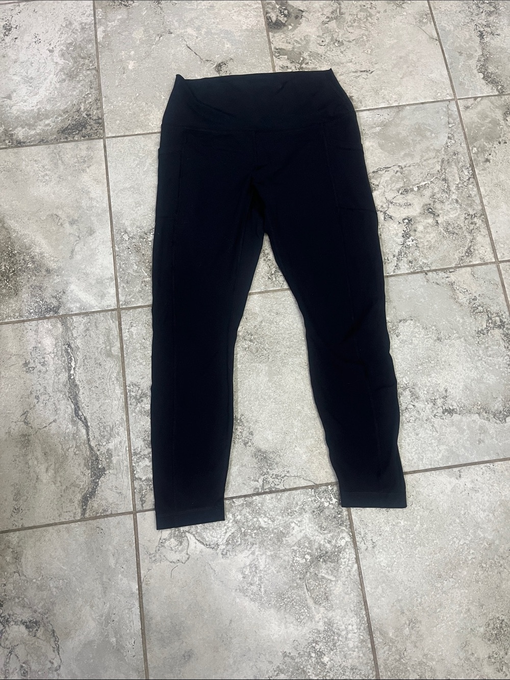 Yogalicious Black womenโs High-Waist Leggings